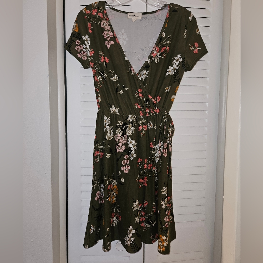 Derek heart, M, green flowered dress